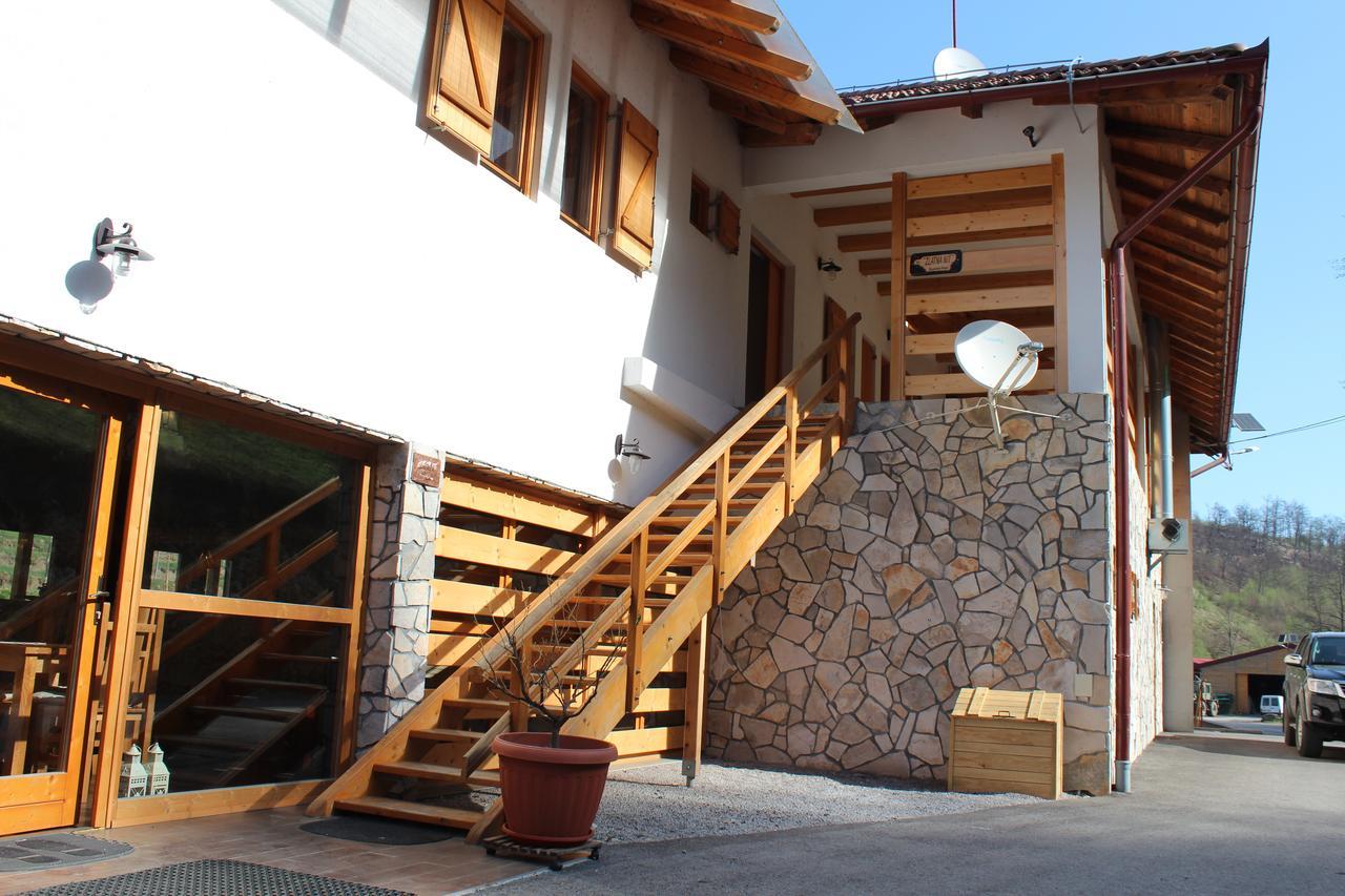 B&B Zlatna Nit Bosanska Krupa Extérieur photo