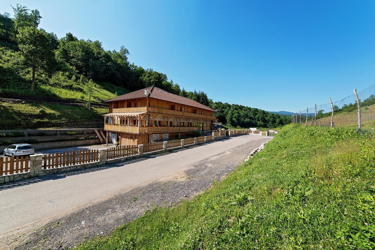 B&B Zlatna Nit Bosanska Krupa Extérieur photo